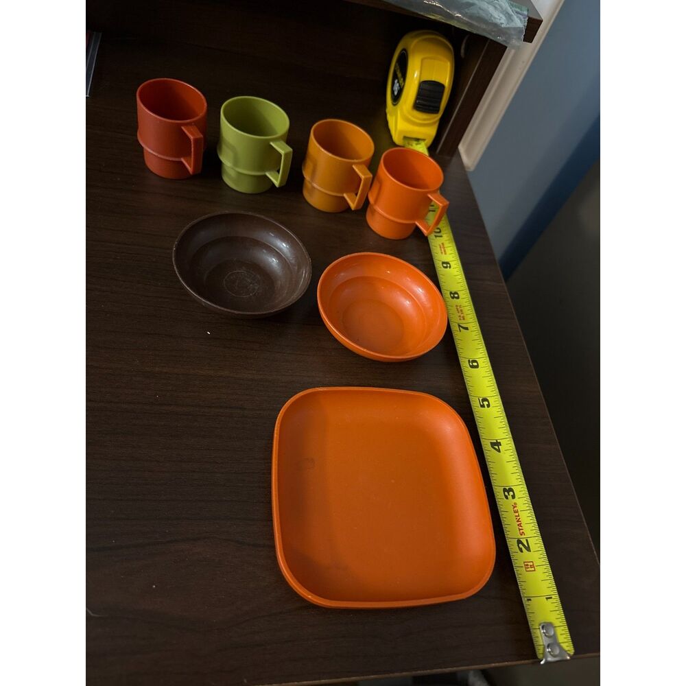 Vintage 1970s Tupperware Toys "Mini Serve-It" Children's Play Dish Set